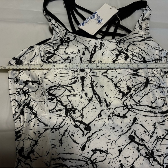 2/$35 Icyzone Tank Top NEW Open Back Workout Athletic Yoga w Built in Bra Small - Picture 7 of 7